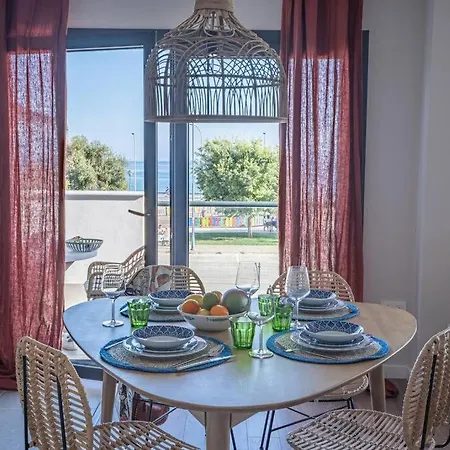 Heima In Front Of The Sea Apartment Malaga